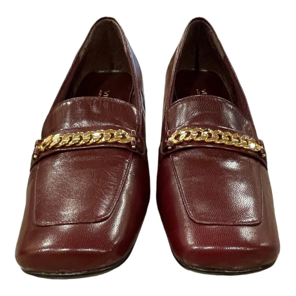Villager Womens 7M Pumps Leather Stacked Chunky Heel Chain Detail Vtg Claiborne
